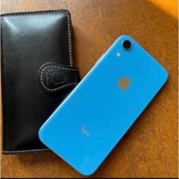 美品 iPhone xr ブルー 本体64GB SIMフリー 高級革ケース付