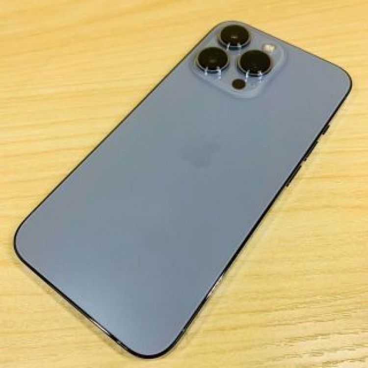 美品 ﾊﾞｯﾃﾘｰ95％ iPhone13 Pro 128GB P43