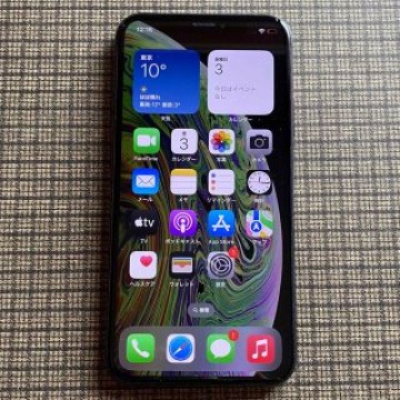 iPhoneXS 64GB SIMフリー
