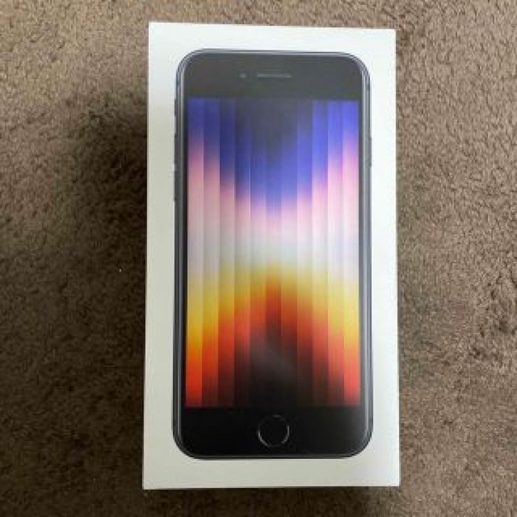 アップル iPhoneSE 第3世代 64GB ミッドナイト au