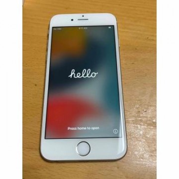 iPhone 6s Silver 32 GB UQ mobile