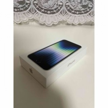 新品未開封　iPhone SE (第3世代) スターライト ホワイト 64 GB