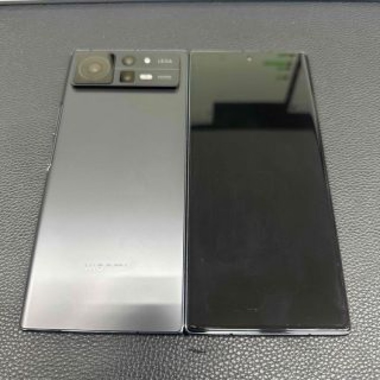 シャオミXiaomi MIX Fold 2 /5.4mmの極薄折りたたみスマホ