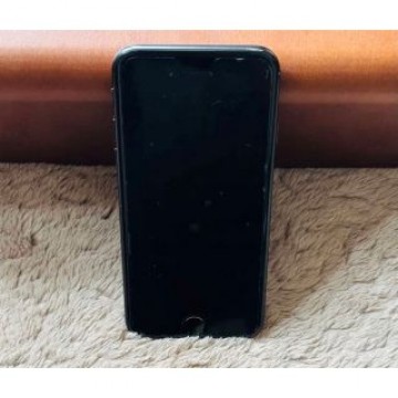 iPhone 7 Black 256 GB SIMフリー