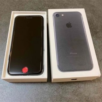 iPhone 7 Black 128 GB auWiFiモデルGW特別値下げ価格