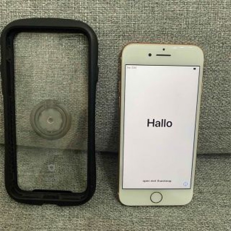 iPhone 8 Gold 64 GB  SIMフリー iFaceリングケース付
