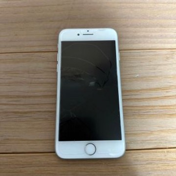 iPhone 7 Silver 32 GB Y!mobile