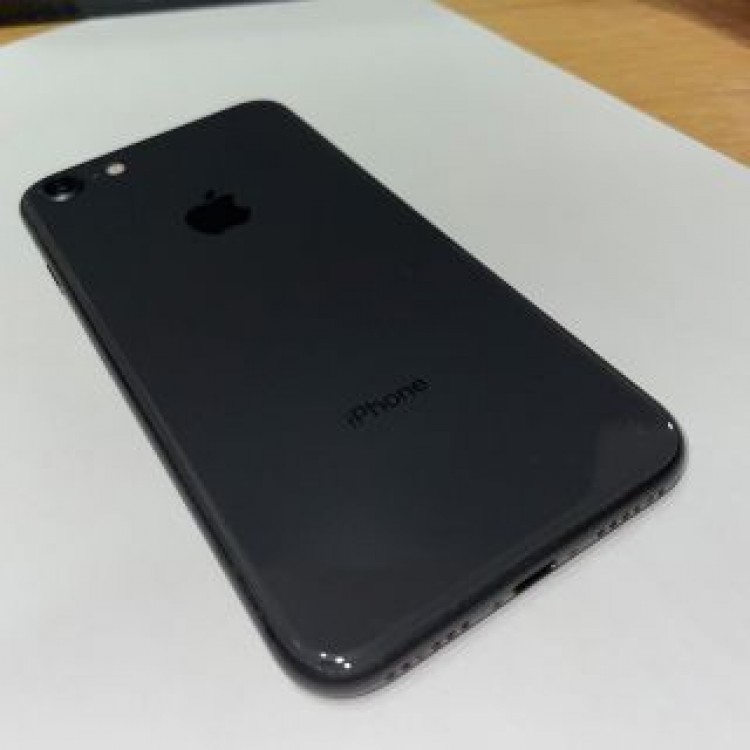 iphone 8  b simフリー スペースグレイmq782j/a