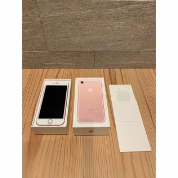 iPhone 7 32GB ローズゴールド MNCJ2J/A