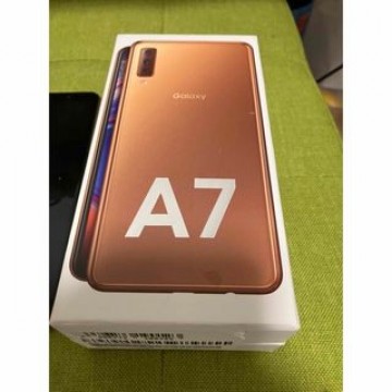 GALAXY A7 ゴールド[ほぼ未使用] 手帳カバー付き