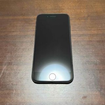 【iPhoneSE2 iPhoneSE第二世代本体　SIMフリー(黒64GB)】