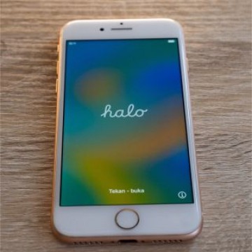 iPhone8