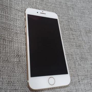 iPhone 7 Gold ゴールド 32 GB SIMフリー