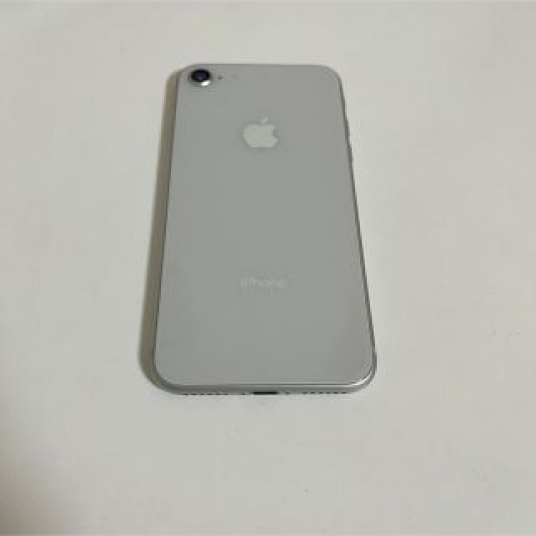 iPhone8 64GB シルバー SIMフリー 本体
