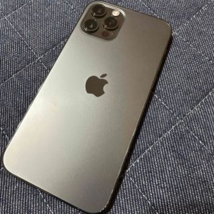 iPhone12pro 使用日数36日（5/1時点）