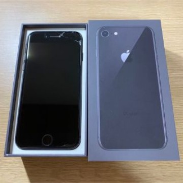 iPhone 8 本体 64GB スペースグレイ