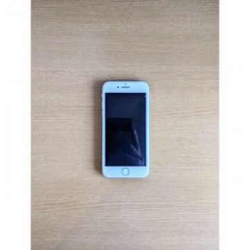 iPhone8 シルバー 256GB