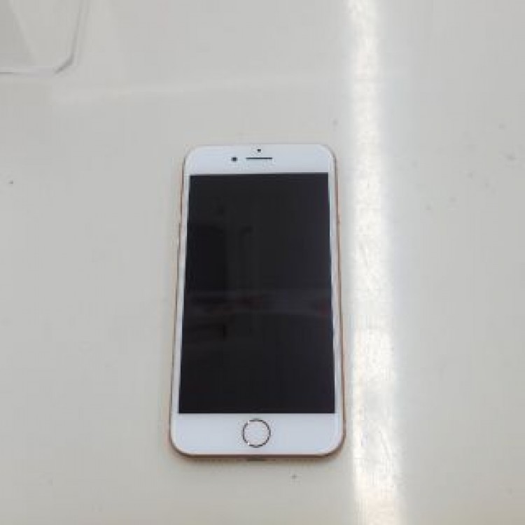 iPhone 8 Gold 64 GB docomo