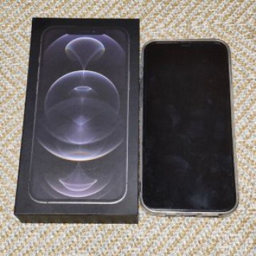美品　シムフリー　iPhone　12 pro max 128gb グラファイト