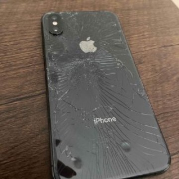 iPhone Xs 256GB ブラック