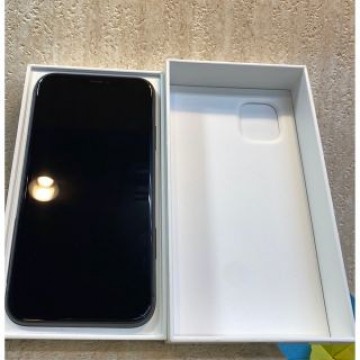 Apple iPhone 11 128GB ブラック SIMフリー MHDH3J