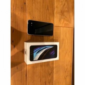 iPhone se 第2世代　ホワイト　128GB SIMフリー