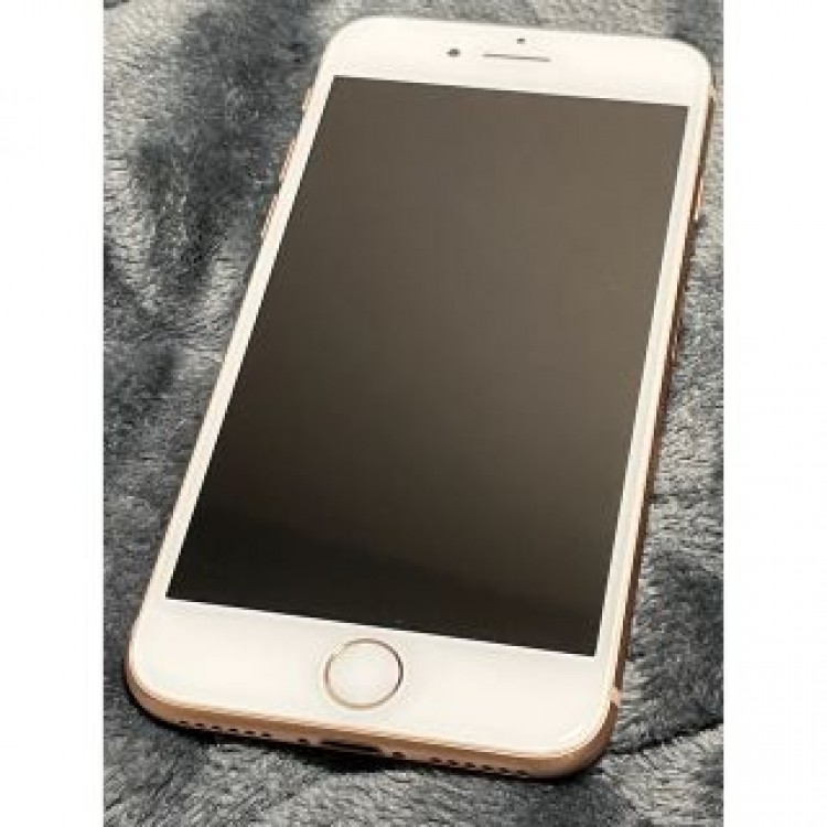 iPhone 8 Gold 64 GB docomo バッテリー98%