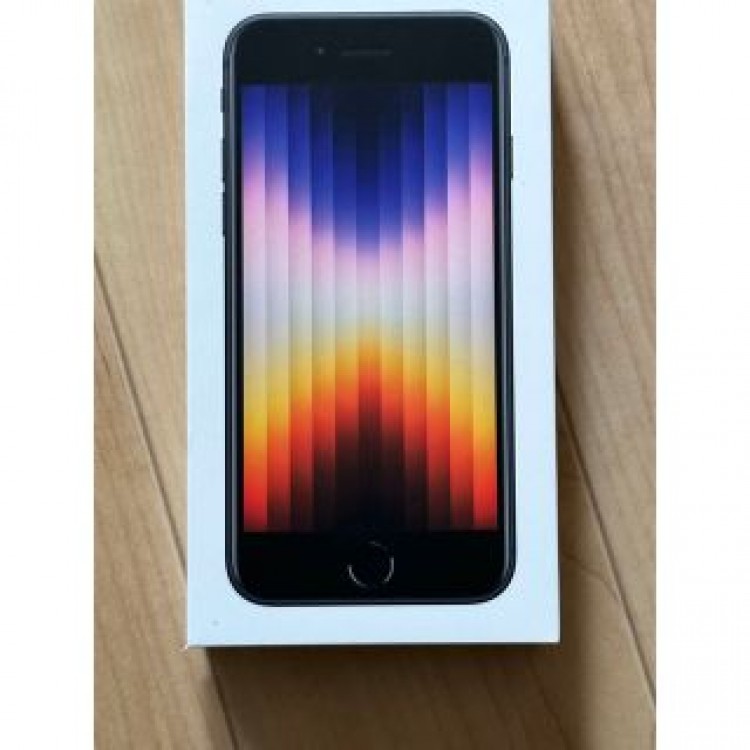 iPhone SE 第三世代　64GB ブラック