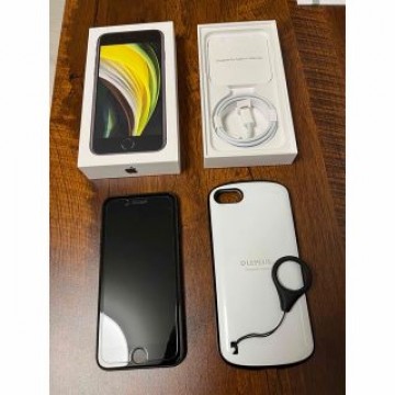 iPhone SE 第2世代 64GB 黒