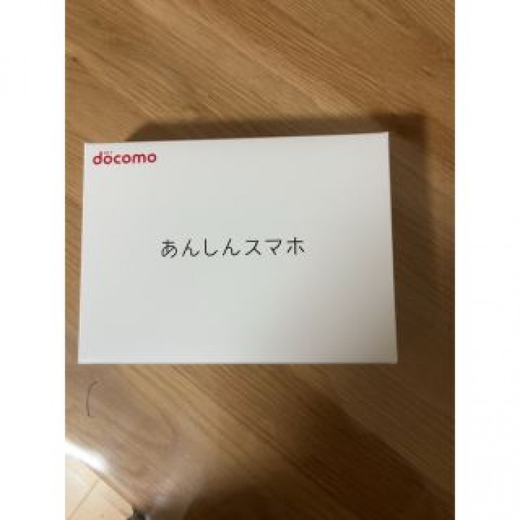 docomo あんしんスマホ　KY-51B ピンクゴールド　新品未使用品　本体