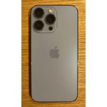 iPhone 13 Pro シエラブルー 256 GB docomo