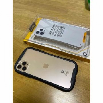 美品！iPhone11 Pro MAX 256G SIMフリーゴールド利用制限×