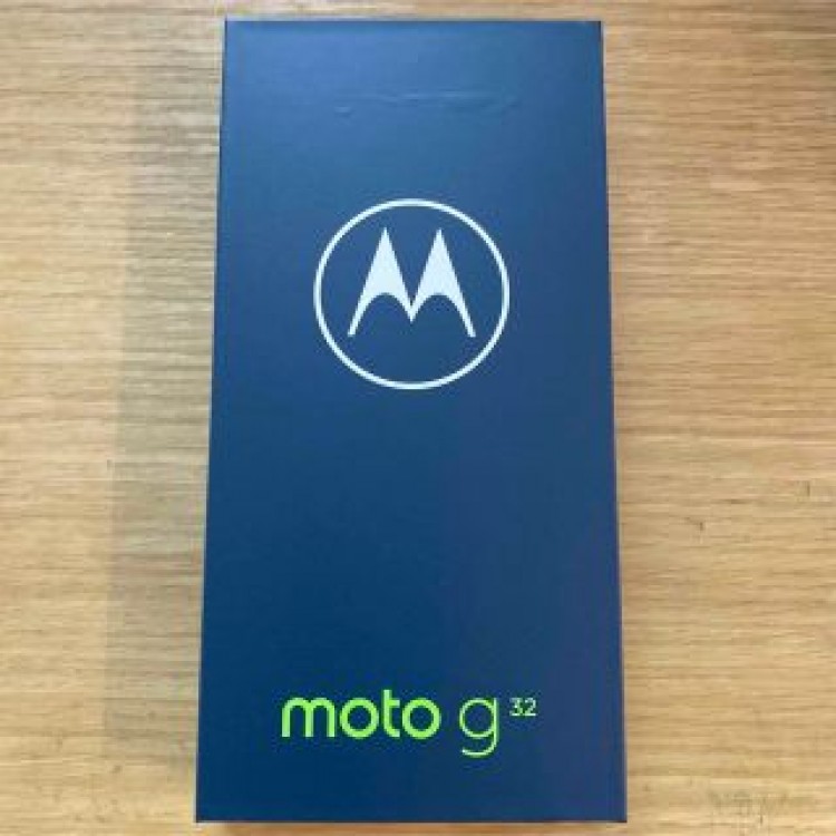 Motorola モトローラ moto g32 サテンシルバー  新品未開封品