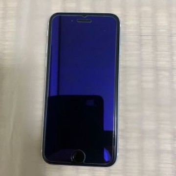 Apple iphone SE2（第二世代）128MB ホワイト SIMフリー