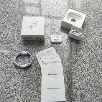 Apple AirPods Pro 2 エアポッド プロ第2世代