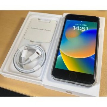 【超美品】iPhone SE（第2世代）128GB A2296 ホワイトSE2