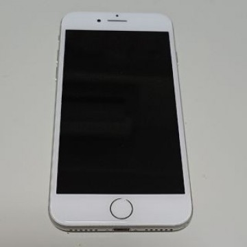 iPhone 7 本体 32GB シルバー