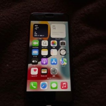 iPhone se  64GB SIMフリー、カバー付き