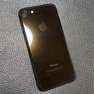 iPhone 7 Jet Black 256 GB SIMフリー