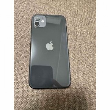 アップル iPhone11 128GB ブラック au