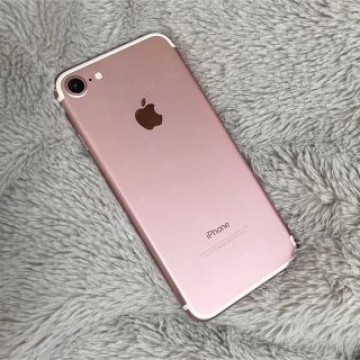 iPhone7 SiMロック解除済 32GB 即購入可