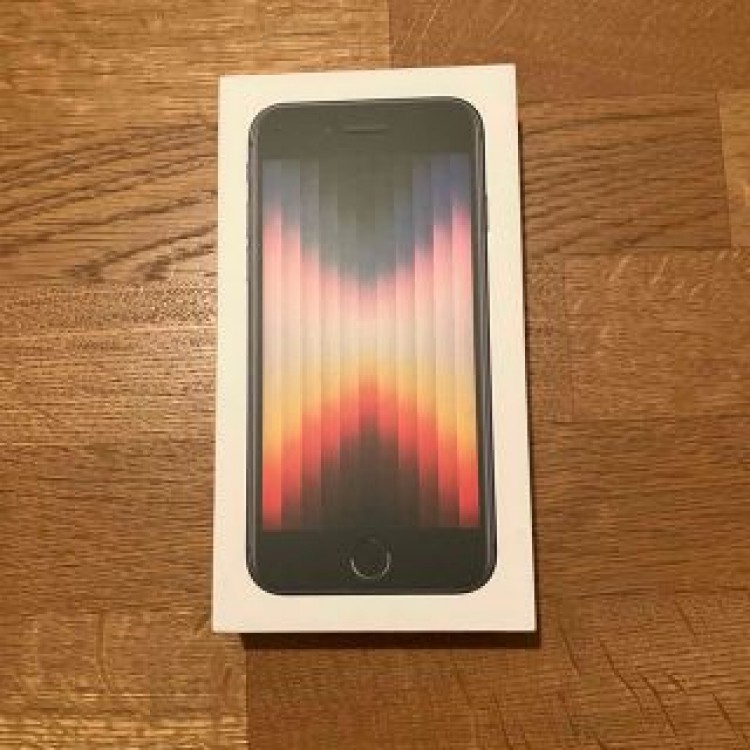 【新品未使用】iPhone SE 第3世代 64G B ミッドナイト