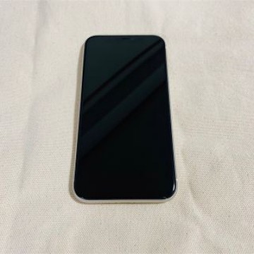 iPhone11 ホワイト　64GB SIMフリー
