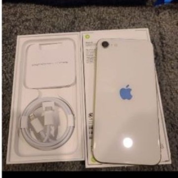 Iphone  se3 256 新品 SIMフリー