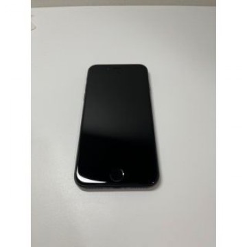 iPhone SE 2  フィルムとspigenケース付き