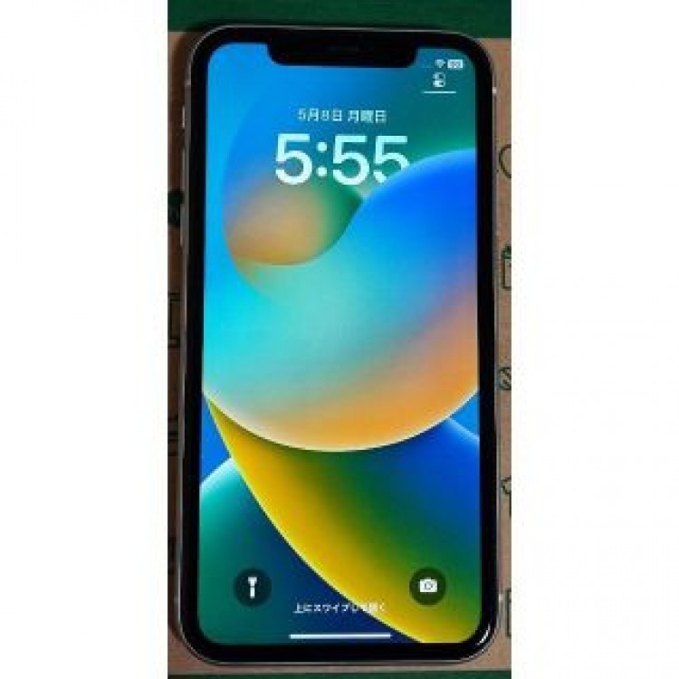 iPhone 11 ホワイト 64GB 本体 SIMロック解除済み⑦