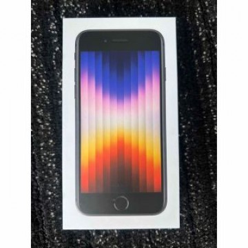 iPhone SE 第三世代　128GB ブラック　未開封