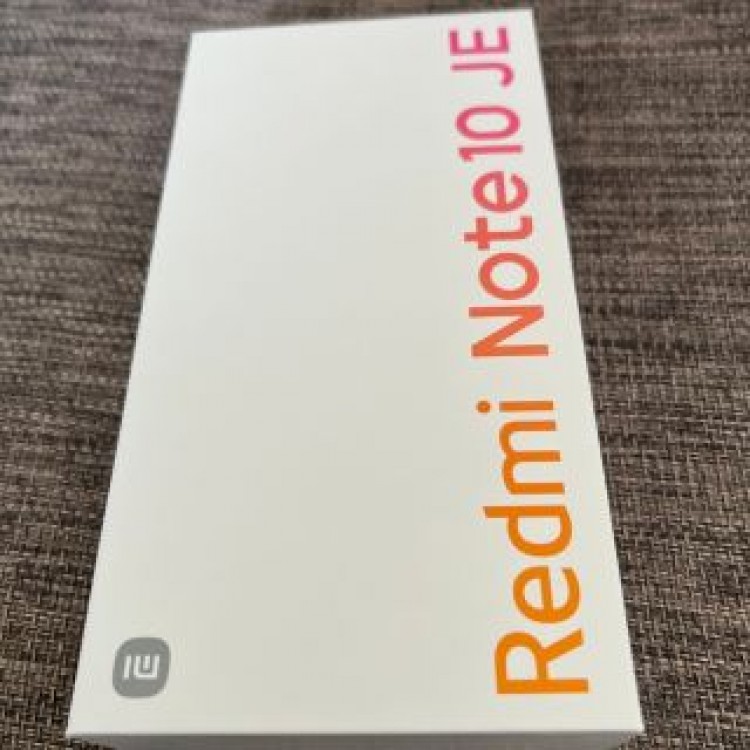 Redmi Note 10 JE XIG02SSA クロームシルバー