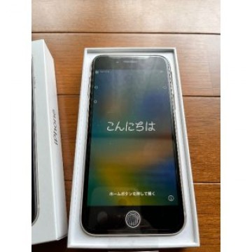 Apple iPhone SE 第3世代 64GB スターライト100%