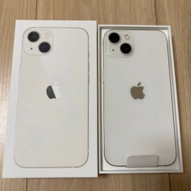 ほぼ新品　iPhone 13 スターライト 128GB SIMフリー